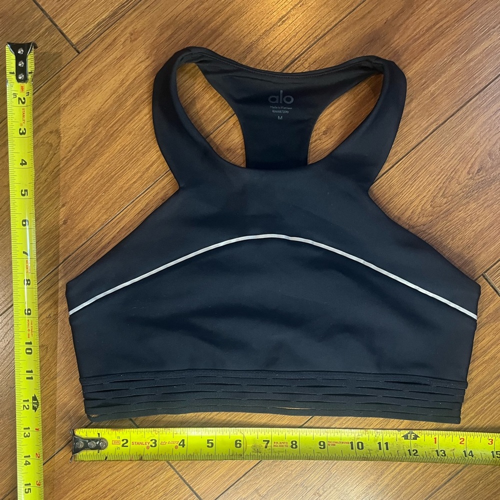 Alo Yoga Endear Airlift Bra